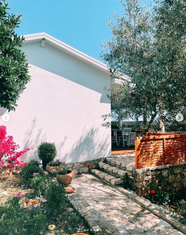 Hotel Alevra Dhërmi Exterior foto